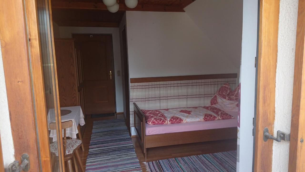 Gaestehaus Der Gamser Winzerstube Bad Gams Habitación foto