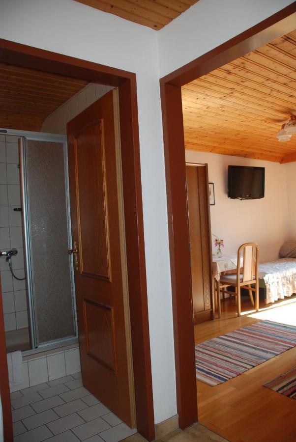 Gaestehaus Der Gamser Winzerstube Bad Gams Exterior foto
