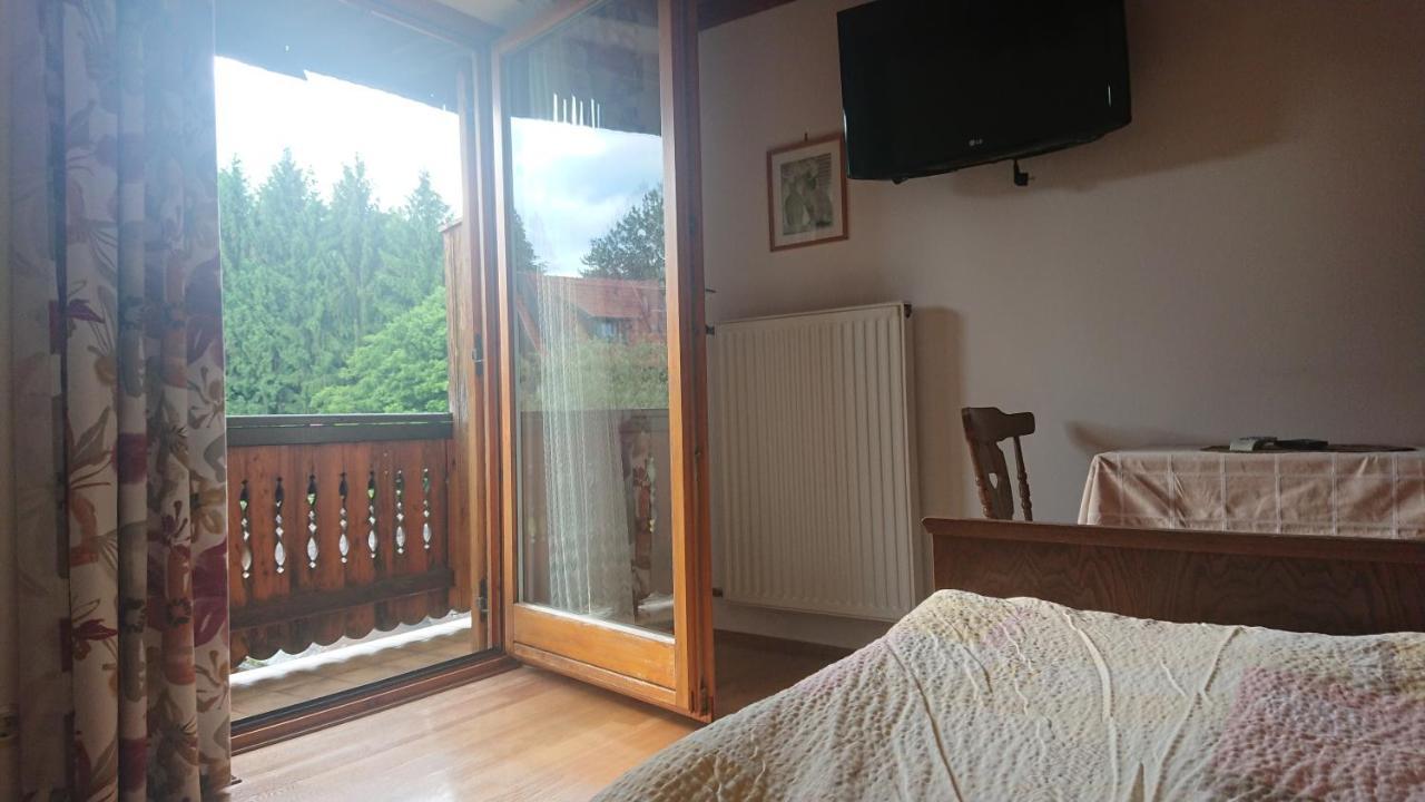 Gaestehaus Der Gamser Winzerstube Bad Gams Exterior foto